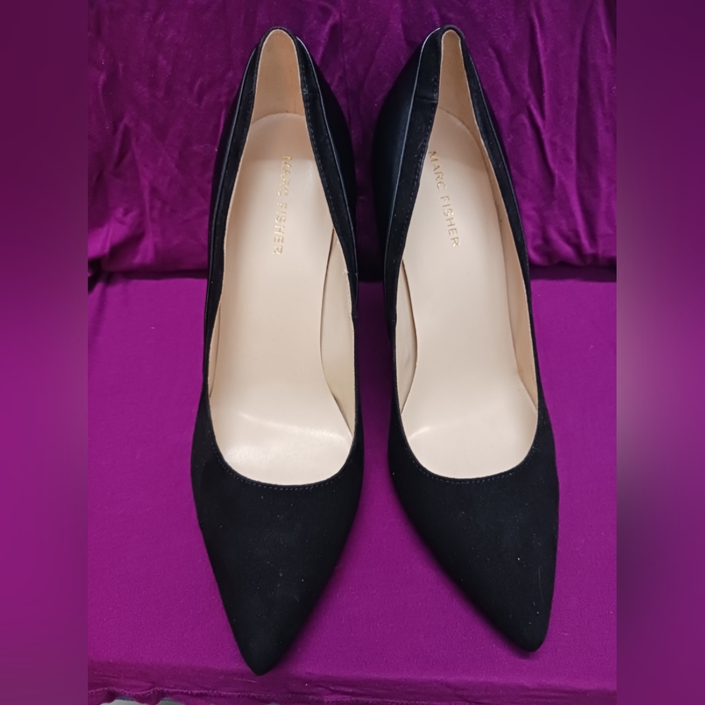 Marc Fisher Black Suede Heels Size 10